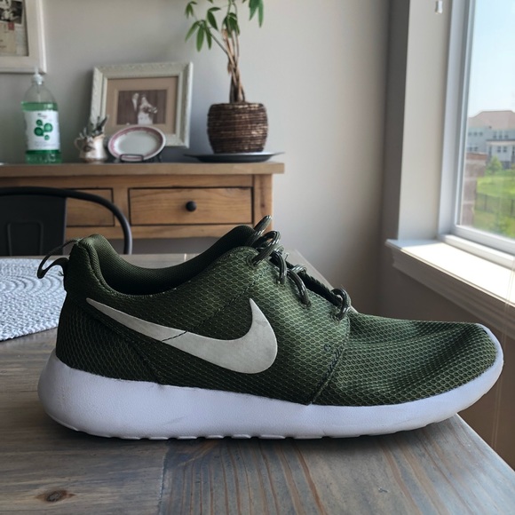 olive green roshes